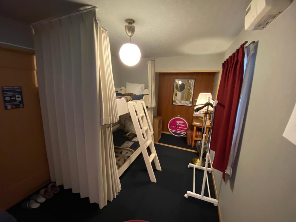 Japan Hostel Shinya Tokkyu Tokio Buitenkant foto